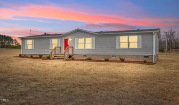 7289 Nc 561 , Louisburg, NC 27549