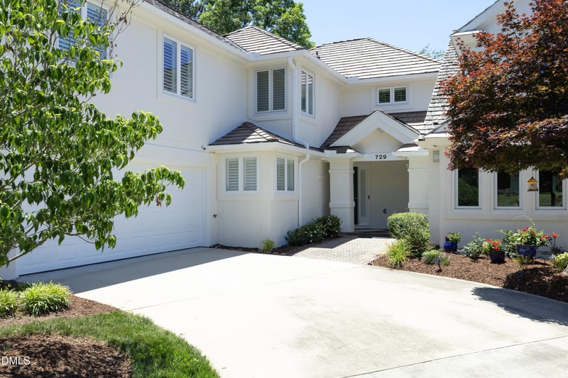 729 Crabtree Crossing Pw, Cary, NC 27513