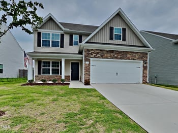 729 Crackling Ct, Zebulon, NC 27597