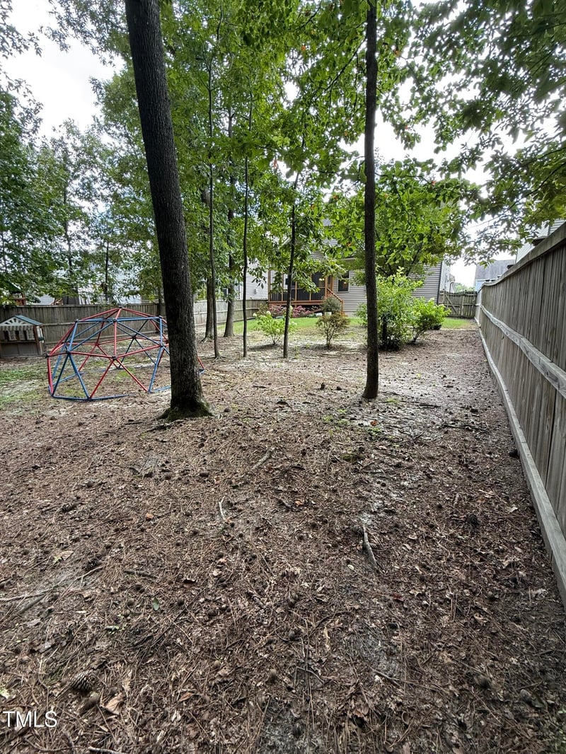 729 Culmore Dr, Fuquay Varina, NC 27526