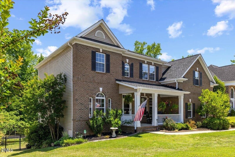 729 Highwater Pl, Fuquay Varina, NC 27526