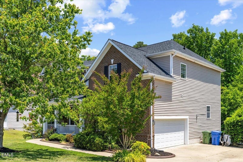 729 Highwater Pl, Fuquay Varina, NC 27526