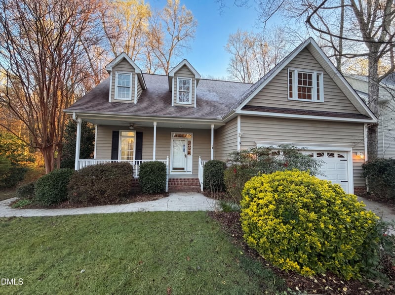 729 Ivy Valley Dr, Fuquay Varina, NC 27526