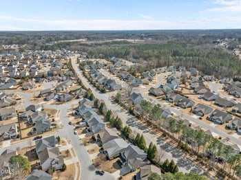 729 Lake Artesia Ln, Fuquay Varina, NC 27526