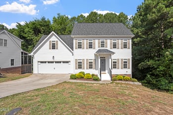 729 Little Leaf Ct, Holly Springs, NC 27540