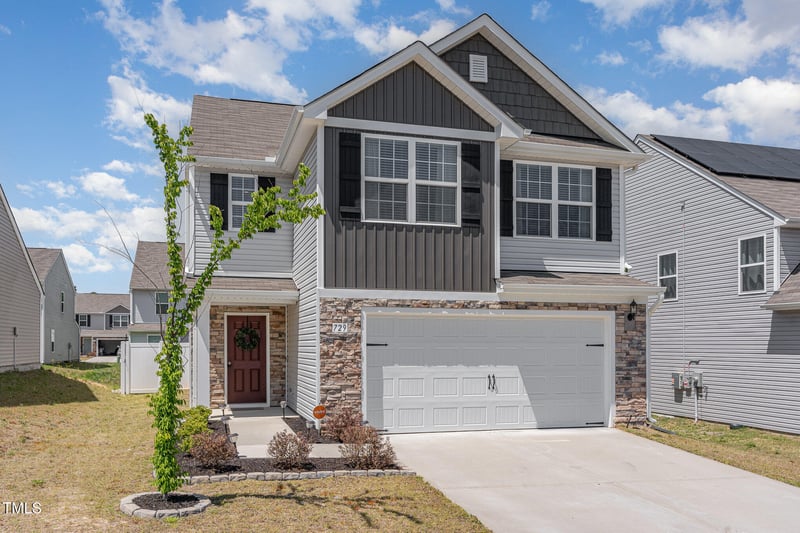 729 Little Patch St, Zebulon, NC 27597