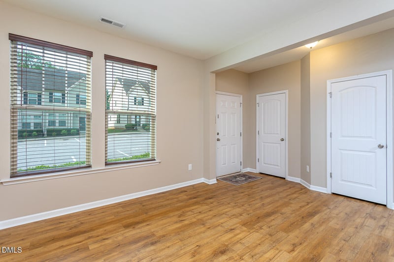 729 Maypearl Ln, Raleigh, NC 27610