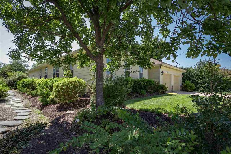 729 Pierside Dr, Cary, NC 27519