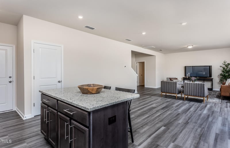 729 Richardson Dr, Sanford, NC 27330