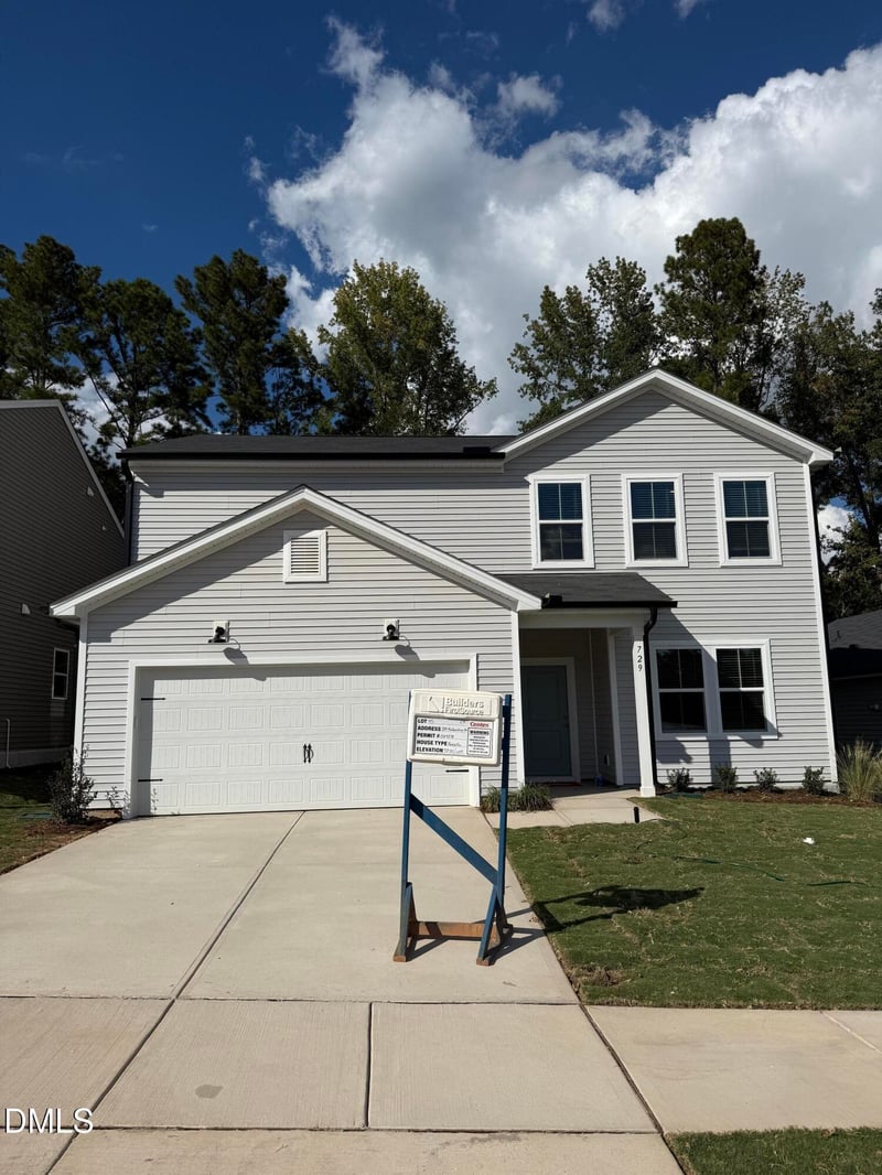 729 Richardson Dr, Sanford, NC 27330