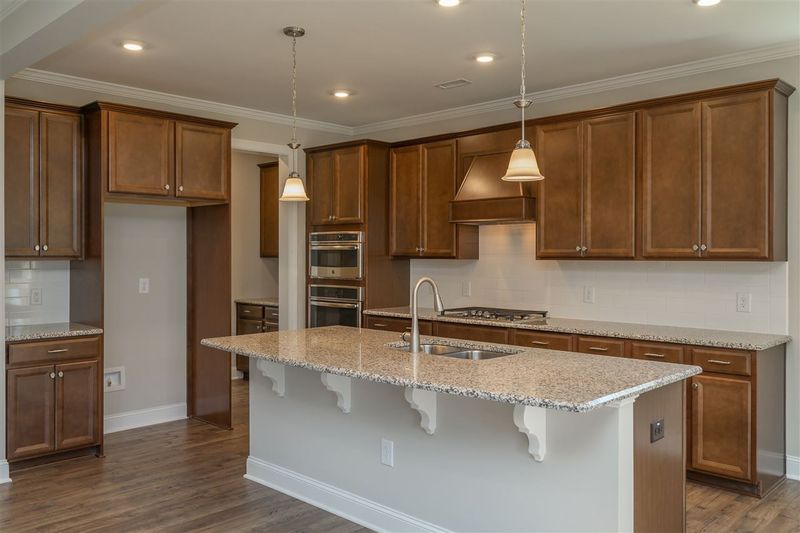 729 Sparrowhawk Ln, Wake Forest, NC 27587