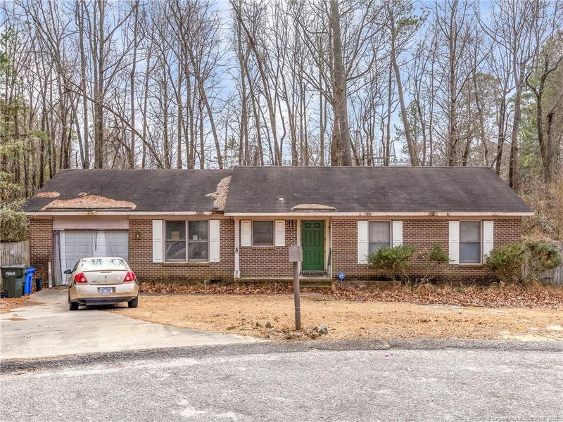 7295 Surf Pl, Fayetteville, NC 28314