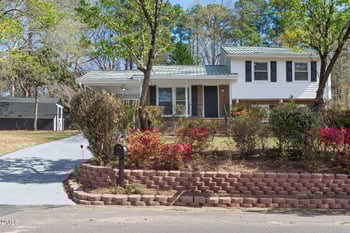 7297 Ryan St, Fayetteville, NC 28314