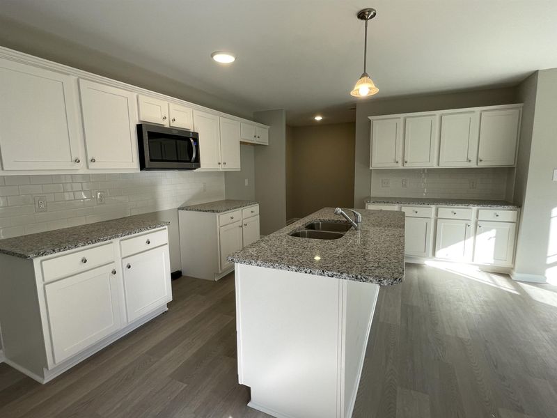 73 Apple Grove Ln, Four Oaks, NC 27524