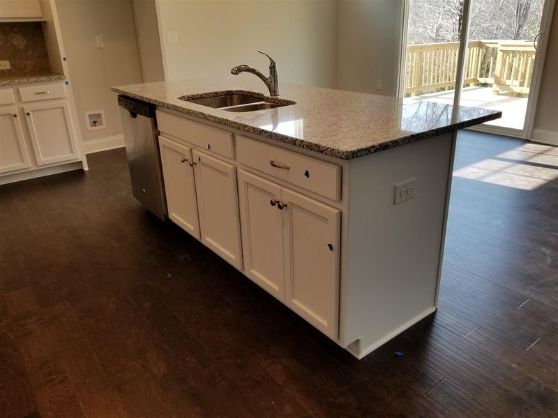 73 Cedar Grove Ct, Clayton, NC 27527