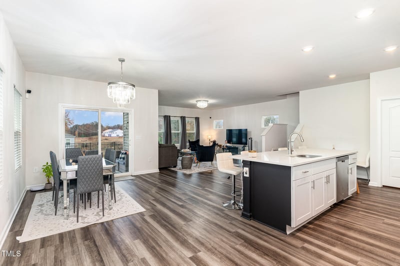 73 Coffee Tree Cir, Clayton, NC 27527