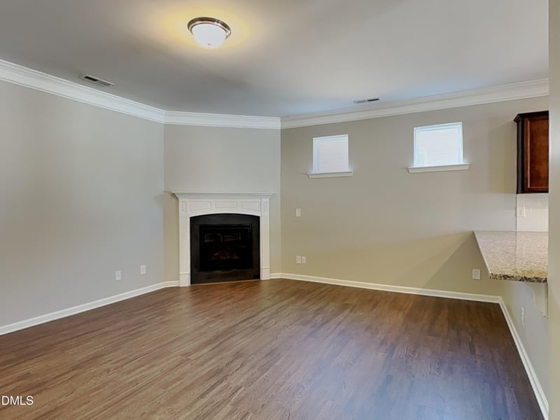 73 Crownview Ct, Clayton, NC 27527