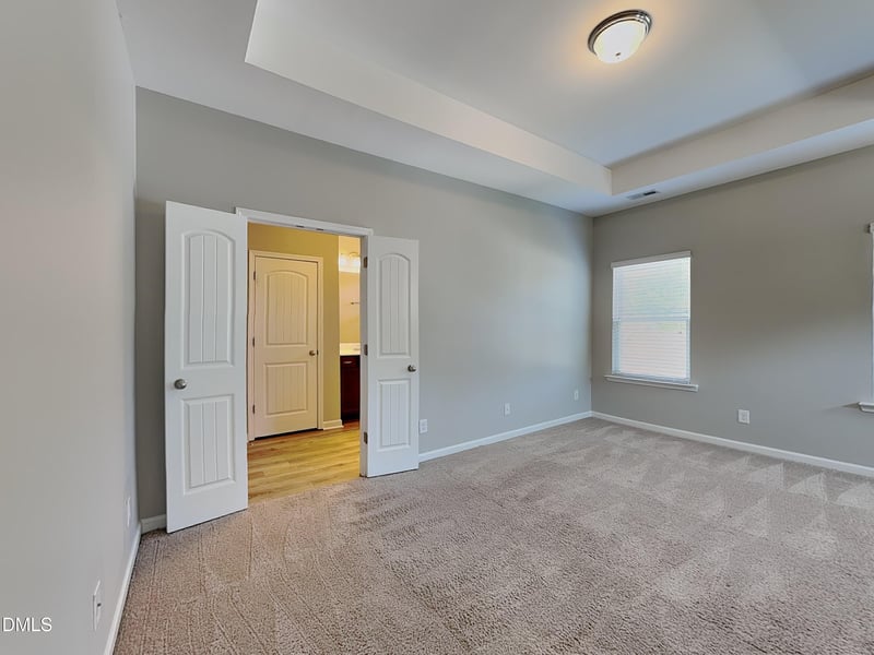 73 Crownview Ct, Clayton, NC 27527