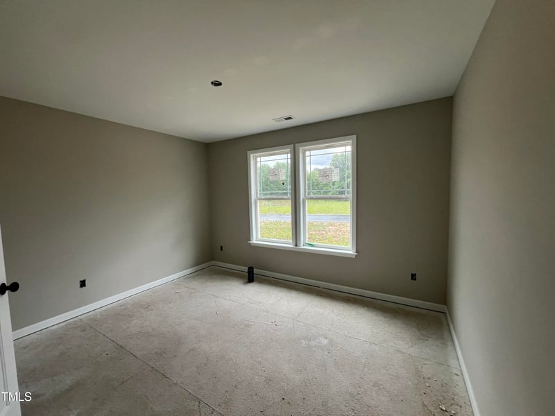 73 Grace Pond Ave, Benson, NC 27504