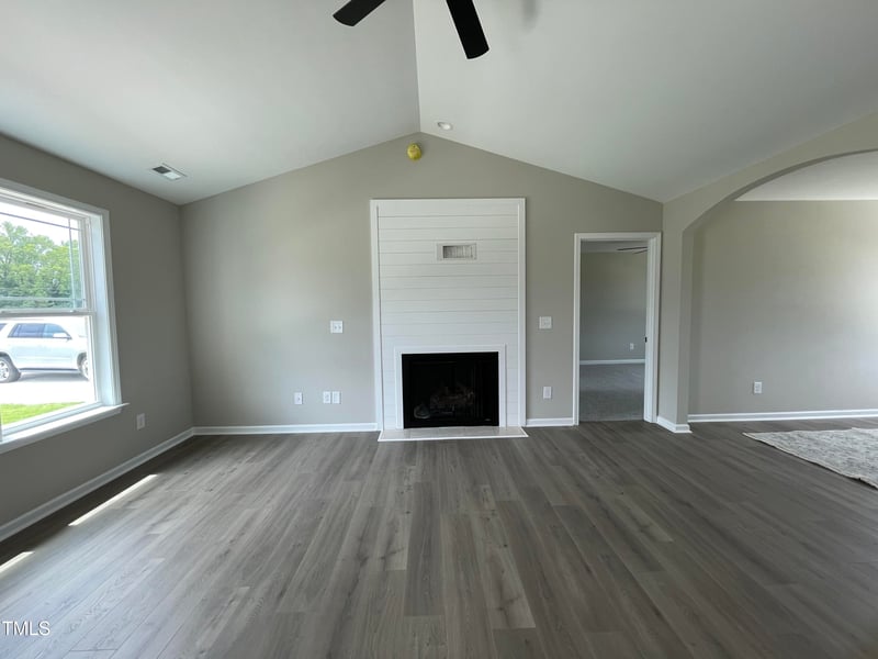 73 Grace Pond Ave, Benson, NC 27504