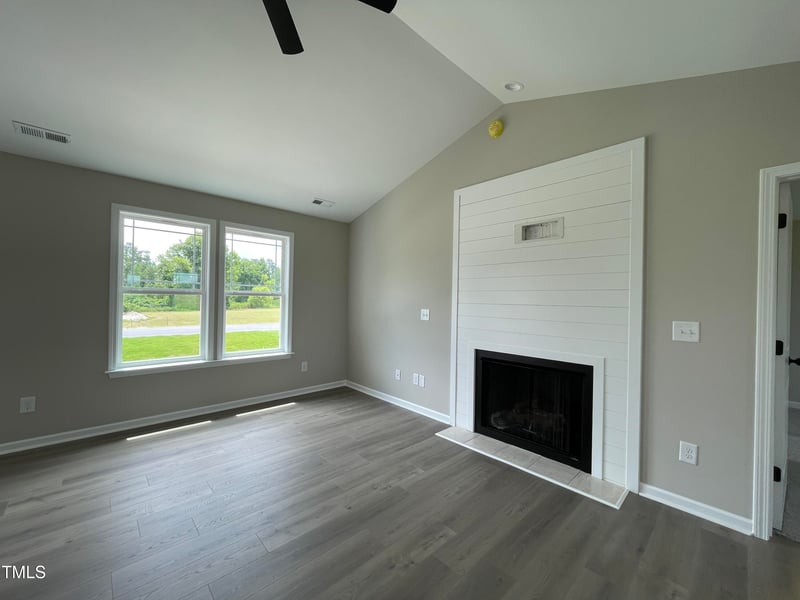 73 Grace Pond Ave, Benson, NC 27504