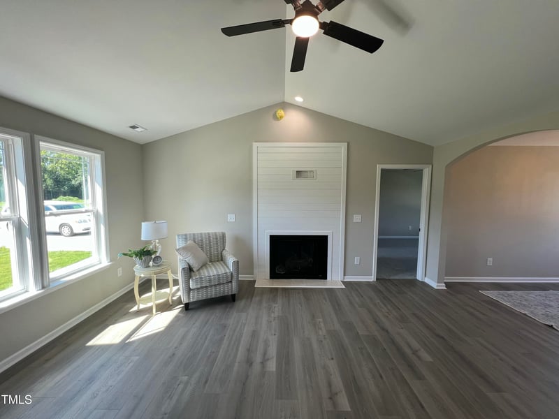73 Grace Pond Ave, Benson, NC 27504