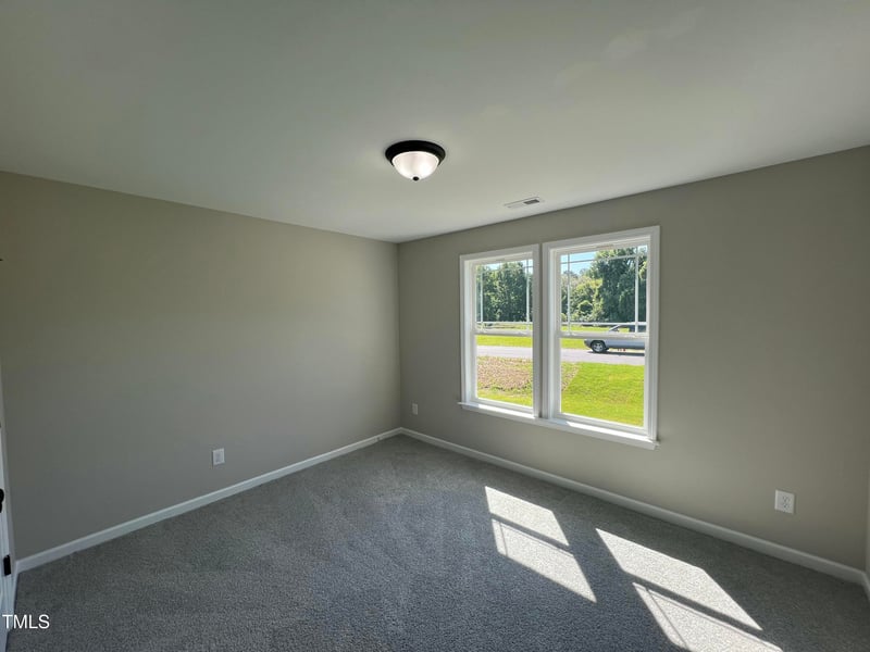 73 Grace Pond Ave, Benson, NC 27504