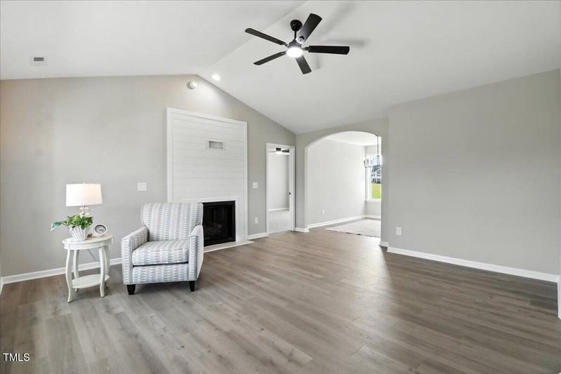 73 Grace Pond Ave, Benson, NC 27504