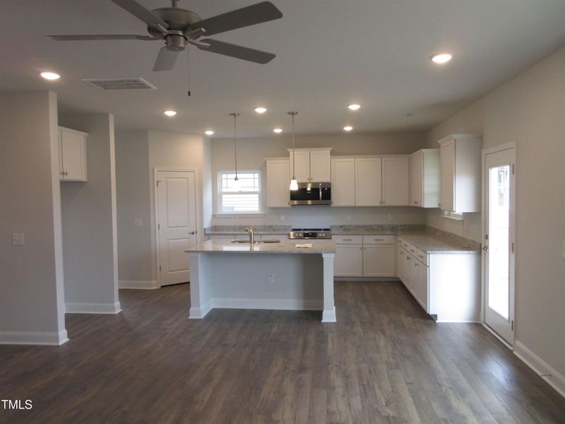 73 High Hampton Way, Fuquay Varina, NC 27526
