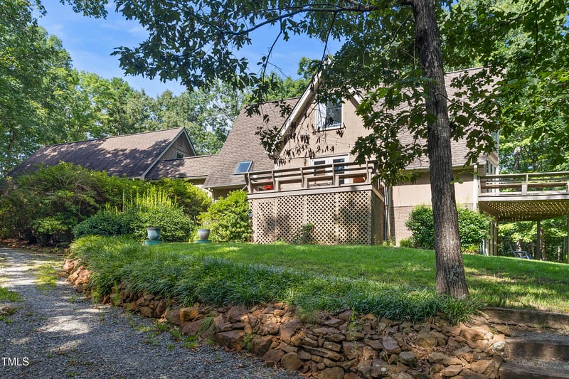 73 Hilltop Rd, Sanford, NC 27330
