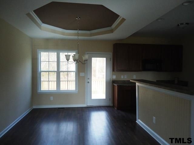 73 Moonlight Dr, Fuquay Varina, NC 27526