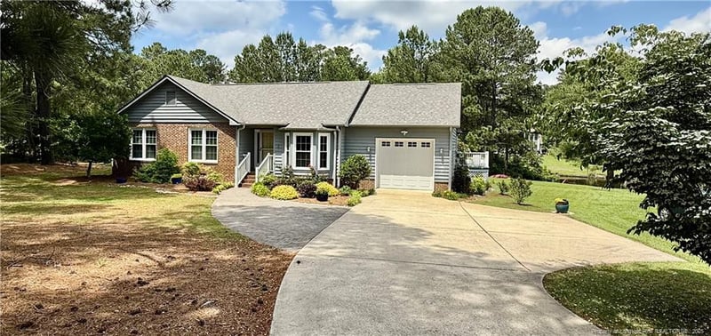 73 Night Heron Ct, Sanford, NC 27332