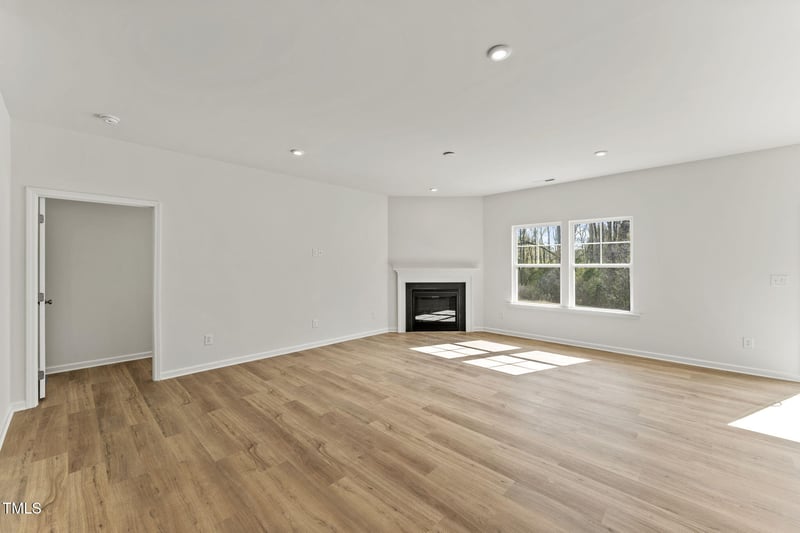 73 Oak Meadow Ln, Angier, NC 27501