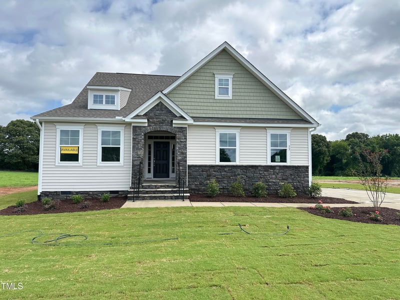 73 Sage Ln #008, Four Oaks, NC 27524