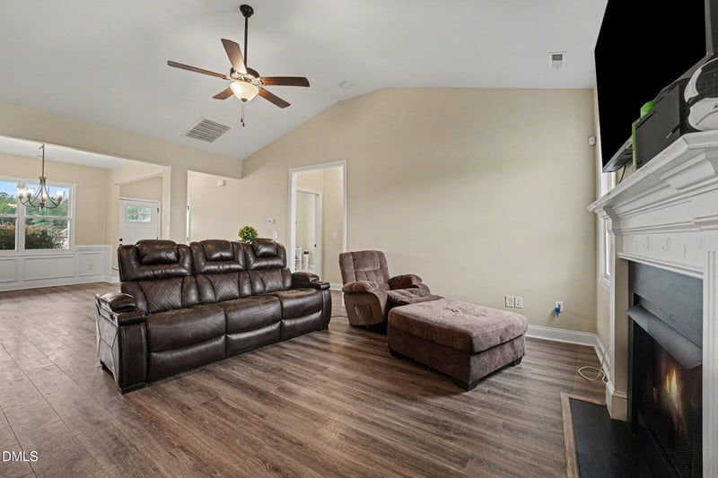 73 Stagwood Dr, Selma, NC 27576