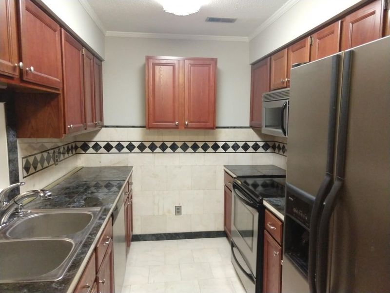 73 Stone Hill Ct, Durham, NC 27704