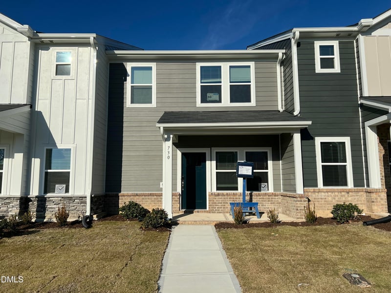 730 Chandler Stone Dr, Zebulon, NC 27597