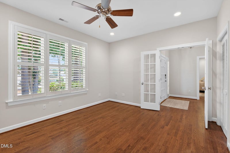 730 Crabtree Crossing Pw, Cary, NC 27513