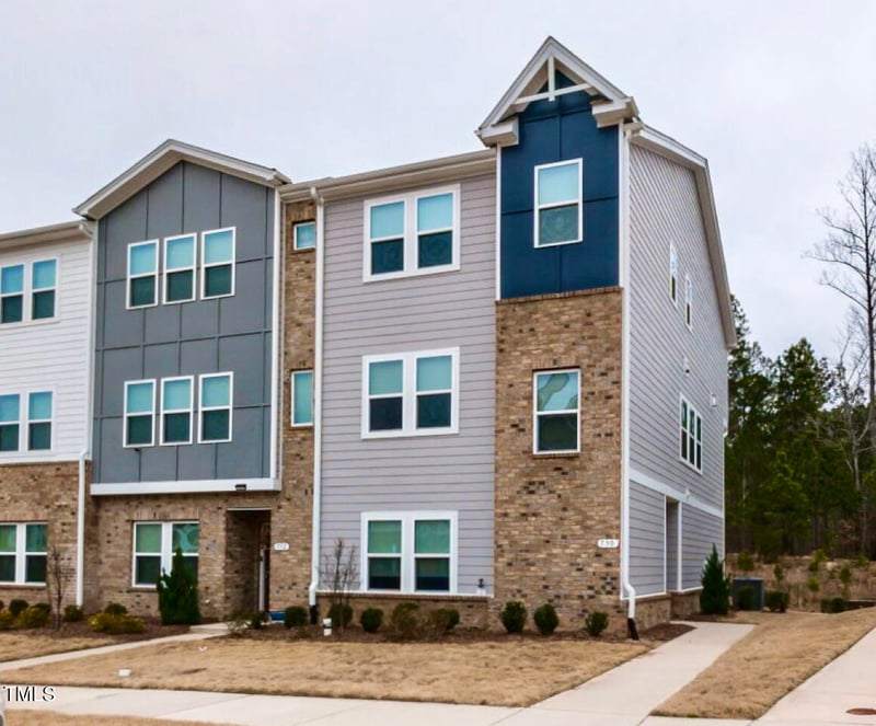 730 Firebrick Dr, Cary, NC 27519