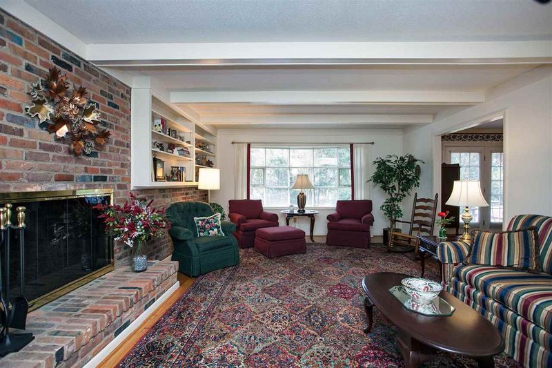 730 Hardimont Rd, Raleigh, NC 27609