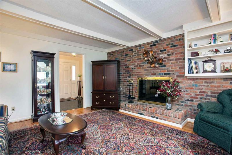 730 Hardimont Rd, Raleigh, NC 27609