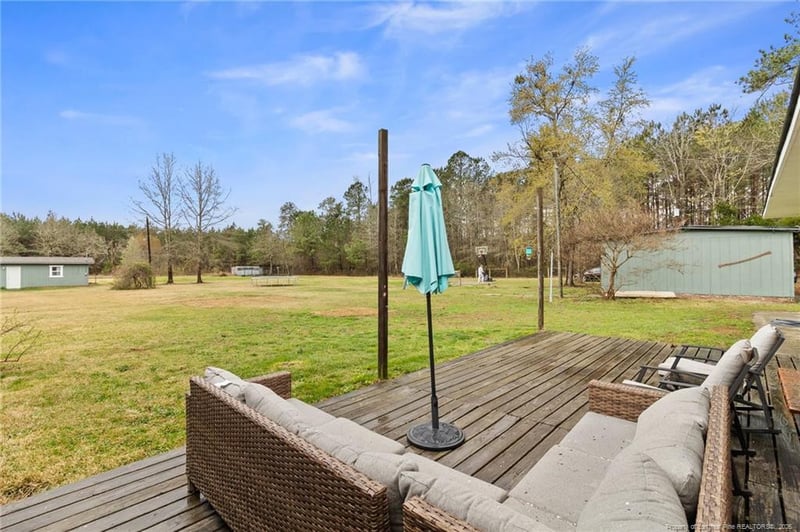 730 Slocomb Rd, Fayetteville, NC 28311