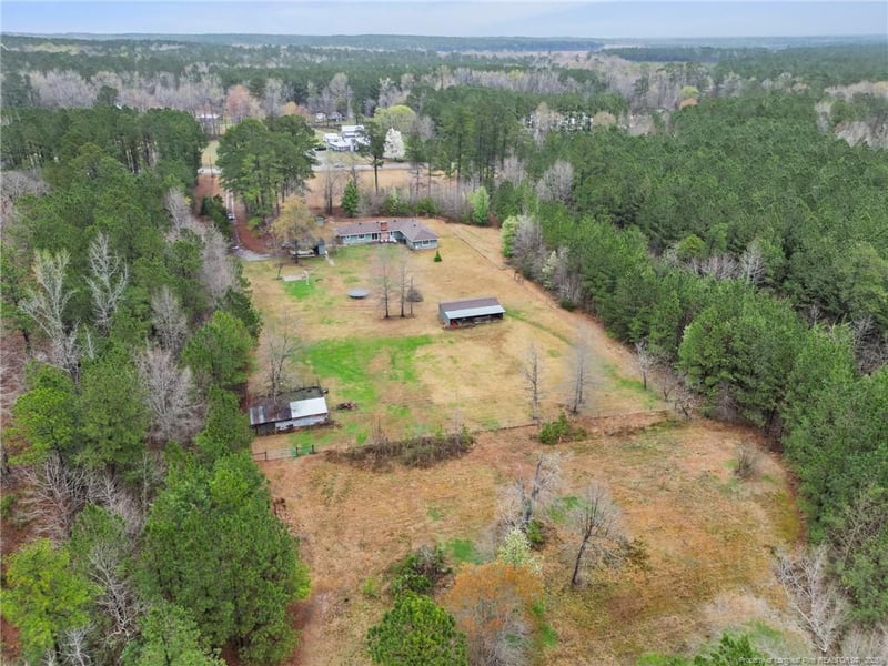 730 Slocomb Rd, Fayetteville, NC 28311