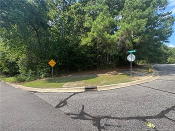 730 Stonington Dr, Fayetteville, NC 28311