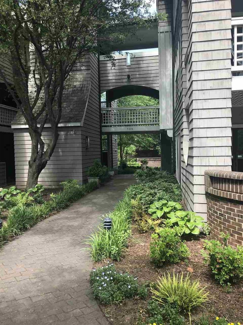 730 Washington St #301, Raleigh, NC 27605