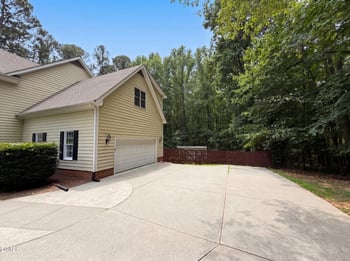 7301 Lakefall Dr, Wake Forest, NC 27587