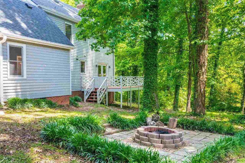 7301 Quinby Ct, Raleigh, NC 27613