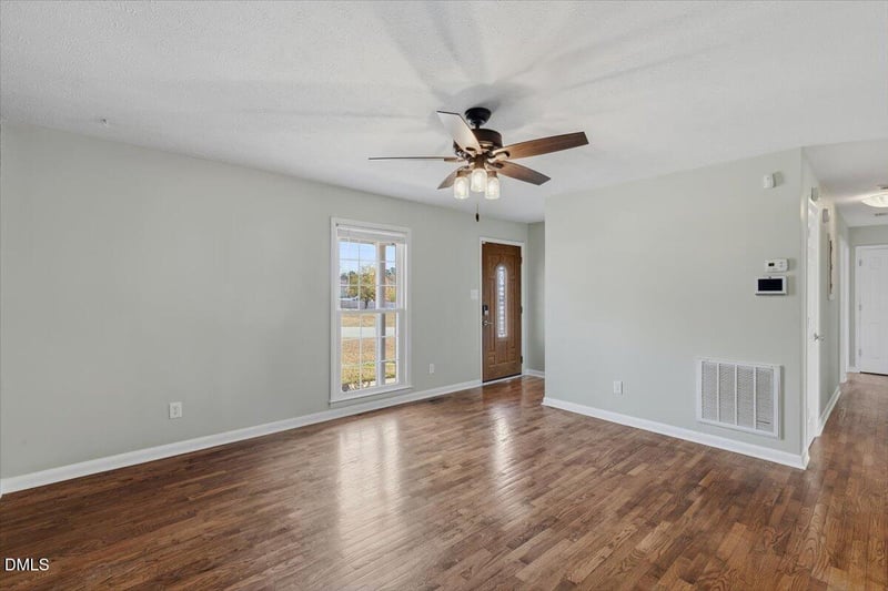 7302 Avalon Dr, Fayetteville, NC 28303