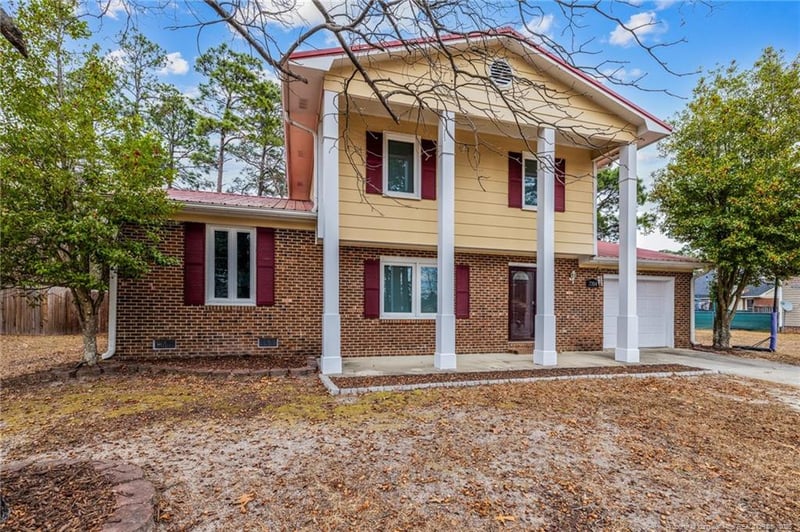 7304 Navarro St, Fayetteville, NC 28314