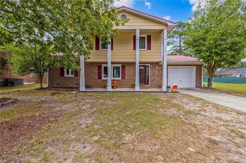 7304 Navarro St, Fayetteville, NC 28314